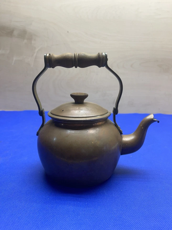 Винтажный медный чайник чайник Tagus R.55 с латунной деревянной ручкой сделано в Португалии - Изображение 1 из 4