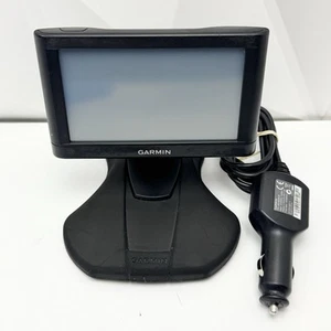 Garmin NUVI 52LM Touchscreen GPS Bundle - Picture 1 of 4