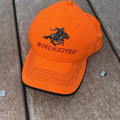 Кепка регулируемая вышитая Winchester Blaze оранжевая хлопковая саржа шестипанельная - Изображение 1 из 4