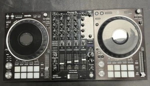 PIONEER ELECTRONICS SERATO DDJ-1000SRT 4-CH DJ CONTROLLER (PD6011012) - Picture 1 of 8