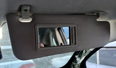 2012-2017 Fiat 500 Passenger Sun Visor Mirror Right Sunvisor Cream TAN2L - Image 1 of 4