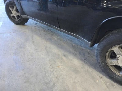 Driver Side TRAILBLAZER 2005 Rocker Panel Moulding 668494 Foto 1 de 4