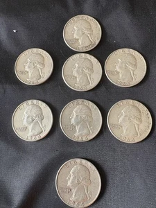 Quarter Coins (2) Last Year Silver 1964 Delivery Free And Providing Tracking # - Bild 1 von 2