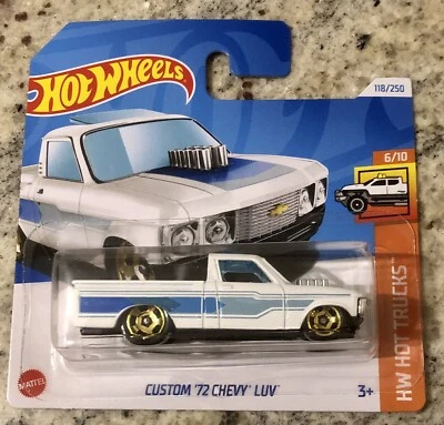Hot Wheels CUSTOM ‘72 CHEVY LUV BIANCO 2024 1:64 - Immagine 1 di 2
