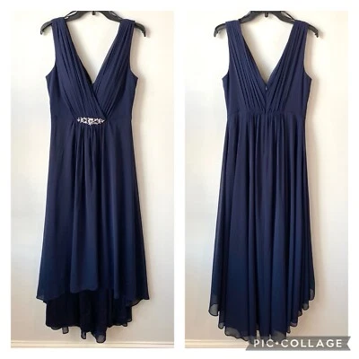 Vestido alto bajo adornado Eliza J azul marino 8 Foto 1 de 4