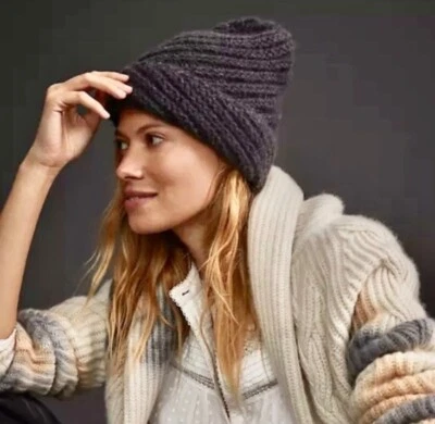 NUEVO $138 Talla Única Colección Anthropologie Cashmere Gorro Gris Carbón Foto 1 de 2