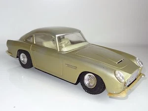 (C) LINCOLN INTERNATIONAL Hong Kong plastica ASTON MARTIN DB5 con motore - Foto 1 di 7