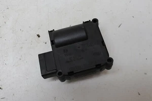 Porsche Cayenne S 955 9PA 2004 HVAC AC Heater Servo Flap Actuator 4E0820511 J139 - Picture 1 of 2