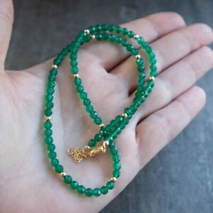 Schöne grüne facettierte runde 2-3 mm Edelstein-Perlen-Halskette aus Onyx...