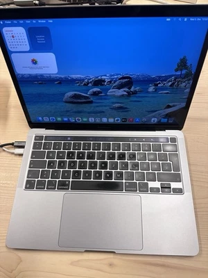 Apple MacBook Pro 13 Retina M1  16GB RAM 8C GPU 8C CPU 256GB SSD 2022 - Bild 1 von 4
