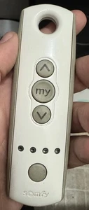Somfy 5-Channel RTS Remote - Picture 1 of 4