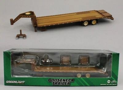 1:64 GreenLight *HITCH & TOW* RUSTY *GOOSENECK* 5th Wheel FLATBED TRAILER *NIP* - Image 1 of 3