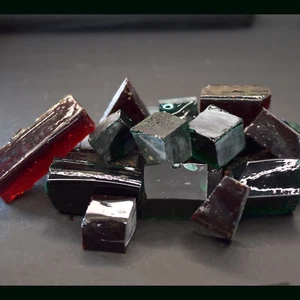 Lab-Created Mix Color Ruby & Emerald 2500 Ct – Certified Uncut Gems Earth-Mined - Picture 1 of 11