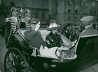 King Gustaf 85 years. The king together with Cr... - Vintage Photograph 1156851