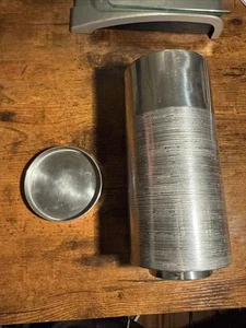 Vera Wang Wedgewood Vesta Stumpenkerzenhalter minimalistisch modern groß - Bild 1 von 8