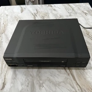 Toshiba M-461 Video Cassette Recorder VCR - Tested & Working, No Remote - Picture 1 of 8