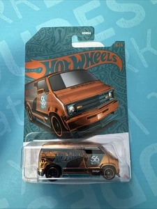 Hot Wheels 56th 2024 Anniversary Pearl & Chrome Custom '77 Dodge Van #6/6 CHASE! - Bild 1 von 5