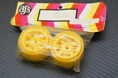 Vintage Aj S (9804) RC10 & Fox Hinterräder (NOS) Gelb Speiche - Bild 1 von 2