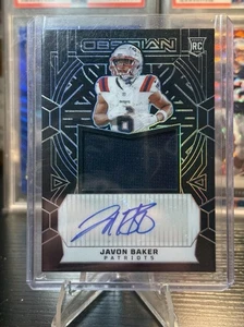 2024 Panini Obsidian - Rookie Jumbo Jersey Autographs Javon Baker #RJJ-JBR /299 - Bild 1 von 3