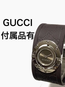 Orologio da uomo Gucci Twirl Turn Logo marrone Swiss Made cinturino in pelle ... - Foto 1 di 9