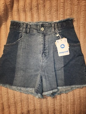 NUEVO CON ETIQUETAS, Mayoral, Pantalones Cortos Denim Niñas con Dobladillo Deshilachado y Cierre de Botones, Talla 14 Foto 1 de 3