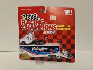Racing Champions 1997 Edition Team Transporter mit Mini Car Martin Valvoline #6 - Bild 1 von 7