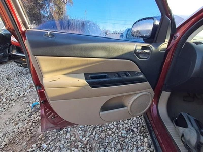 Used Front Left Door Interior Trim Panel fits: 2011 Jeep Compass  Grade A Foto 1 de 4