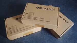 NEU Broadcom LSI 9600-24i Tri-Mode HBA Controller, storage adapter, nvme, sas - Afbeelding 1 van 13