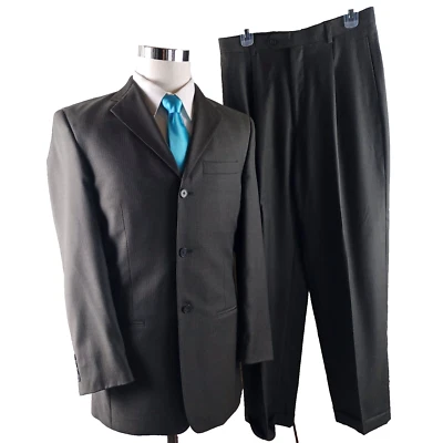 Pierre Cardin Men 38L Wool Gray Pinstripe 3 Button 2pc Suit 31x31 Pleated - Image 1 of 4