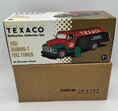 Texaco Refineries 1955 DIAMOND T FUEL TANKER FIRST GEAR #18-2197 El Dorado Plant - Image 1 of 4