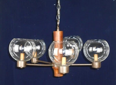 VINTAGE MID CENTURY WOOD AND METAL 5 ARM CHANDELIER - Image 1 of 4