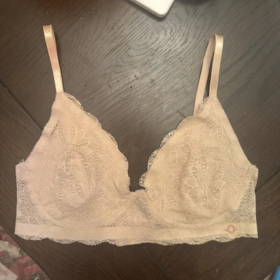 Sutiã Danskin renda invisível nude 34B - Imagem 1 de 4