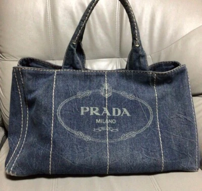 Prada Canapa джинсовая ткань, популярные белые швы, багажное отделение, подлинный б/у - Изображение 1 из 4