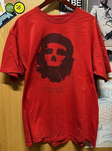Y2K 2000's BLACK SCALE USA Vinatge T-Shirt See Skull XL Red Black Print Tee - Picture 1 of 2