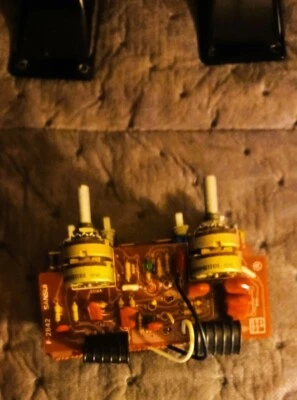 Sansui au-919 F2842 & F2843 boards - Image 1 of 3