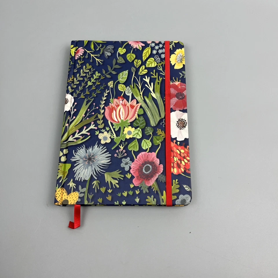 Flower Print Journal With A Stomper And A Band To Close - Image 1 of 4