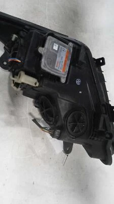 Used Right Headlight Assembly fits: 2020 Genesis G80 xenon HID Right Grade A - Image 1 of 4