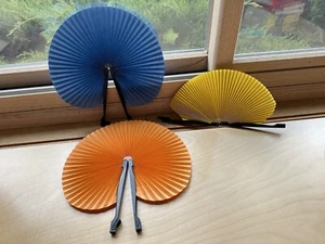 Chinese Fan Handheld Folding Fan With Simple Design - Picture 1 of 2
