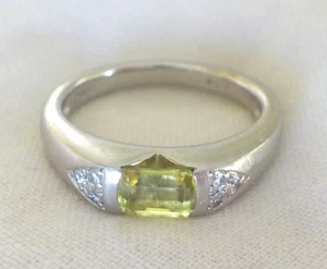 Solid Platinum Solitaire Peridot Diamond Ring - 7.10 gms, Sz 5.75, 0.67 ctw - Picture 1 of 9