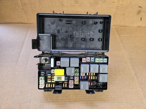 2008 Jeep Liberty Nitro TIPM Integrated Power Module Fuse Relay Box 04692235AF - Foto 1 di 5