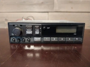 Acustar Digital Car AM/FM Stereo Radio By Chrysler Motors Company MB530310 - Picture 1 of 9