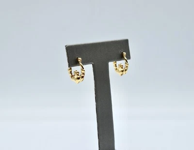 14k Vintage Gold Claddagh Hoop Earrings.~~1.2gr - Image 1 of 4