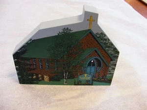 St Francis of Assisi Catholic Church Eagles Mere Pa Hometowne Figure Collectible - Picture 1 of 3
