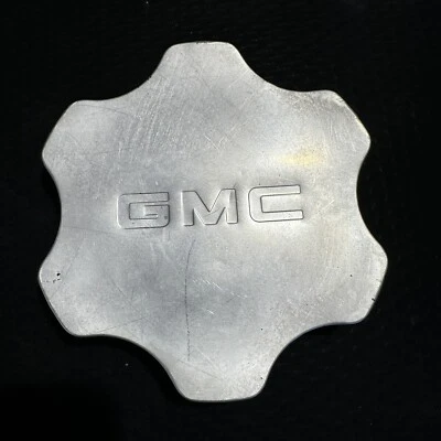 GMC Yukon Denali Sierra 1500 2001-2006 tapa central 9594256 Foto 1 de 4