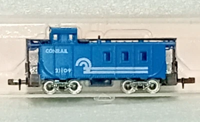 N SCALE BLUE CONRAIL CABOOSE MODEL POWER ITEM # 3497 RAPIDO COUPLERS NEW - Image 1 of 4