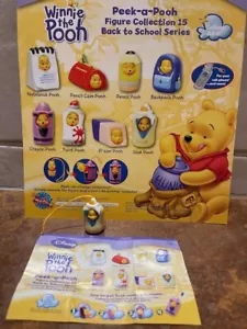 Disney Peek-A-Pooh TOMY Série 15 Retour à l'école - Colle Pooh - Photo 1 sur 1