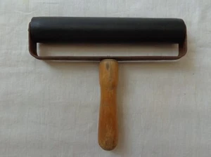 Vintage Paint Print Roller Wooden Handle Soviet Tool Art Decor Craftsman Painter - Picture 1 of 8