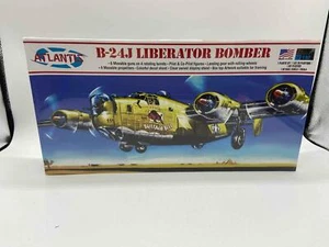 2020 Atlantis B-24J Liberator Bomber 1:92 Scale Model Kit Factory Sealed H218 - Picture 1 of 2