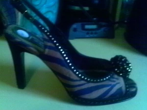 BEVERLY FELDMAN Black Brown Satin Animal Print Open Toe Sling Back Heels Sz 7.5 - Picture 1 of 5