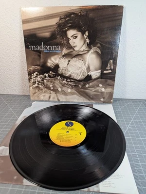 Madonna - Like A Virgin - Original Vinyl LP 1984 Sire 1-25157 VG+ MASTERDISK - Image 1 of 4